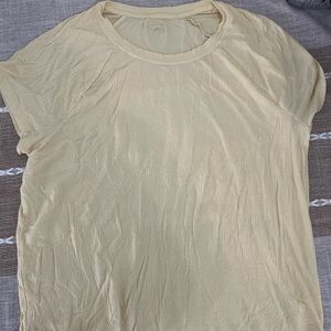 Aerie Light Yellow Short Sleeve Tee